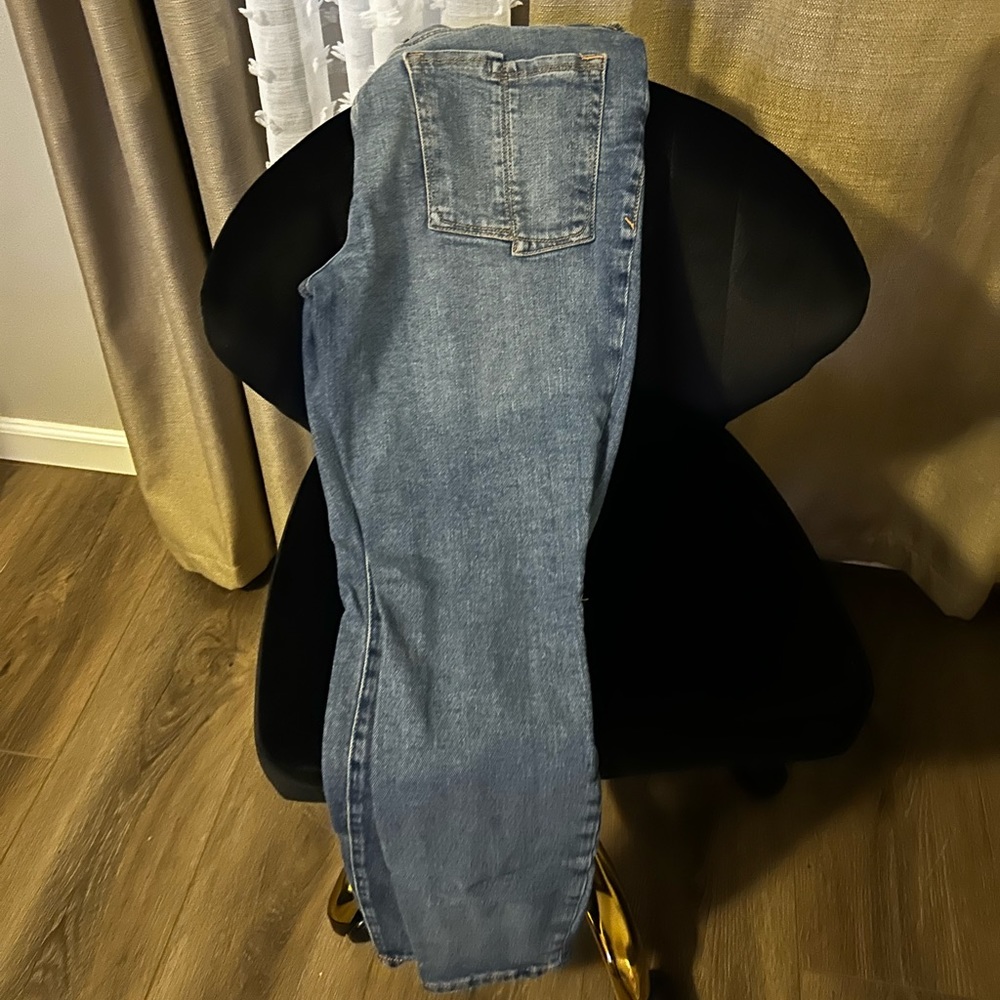 Good American straight jeans